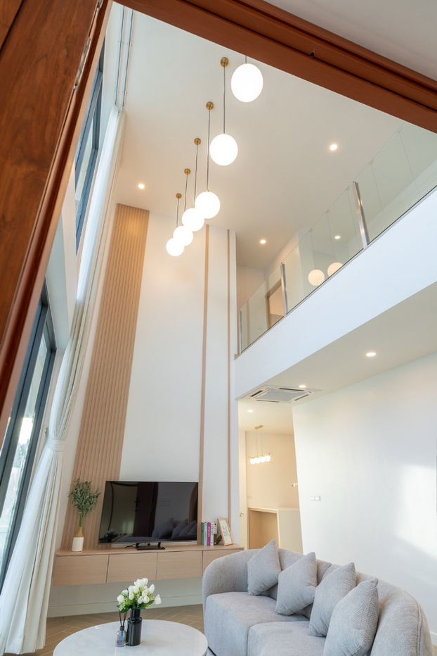 รูป ขายบ้าน Pool villa  2ชั้น   4 ห้องนอน 5 ห้องน้ำ  1 ห้องครัว  2 ที่จอดรถ - รูปที่ 3/28