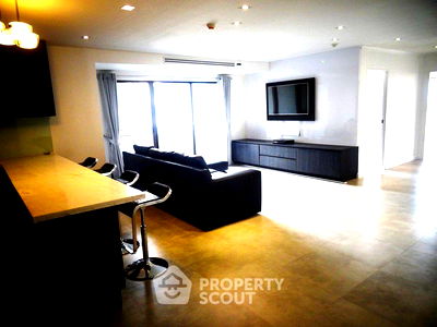 คอนโดให้เช่า : คอนโด 3-ห้องนอน ที่ ริชมอนด์ พาเลส คอนโดมิเนียม ใกล้ BTS พร้อมพงษ์ (ID 1722282)