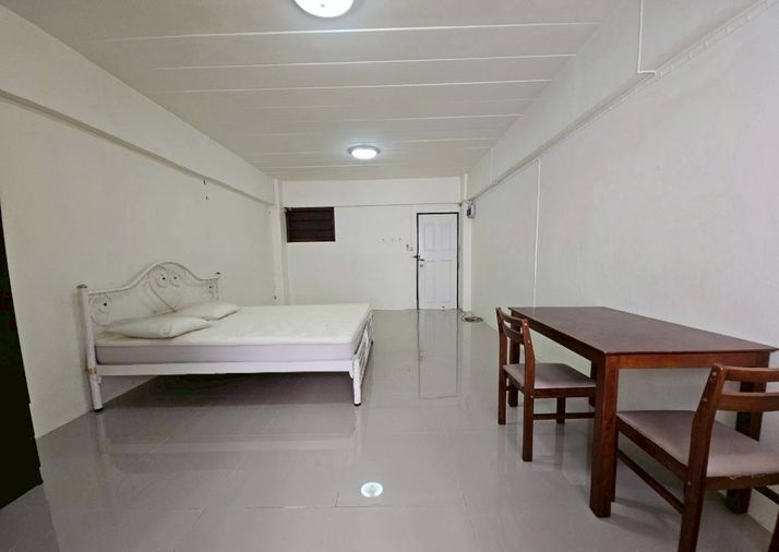 Condo for sale, next to Chaeng Watthana Road, Twin Tower, 31.14 sq m, Building A, 5th floor
