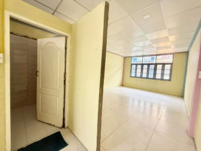 รูป ให้เช่าอาคารพาณิชย์ 4 ชั้นครึ่ง ซอยบรมราชชนนี76 (ติดปากซอยแยก5) อยู่ระหว่างพุทธมณฑลสาย3-4 ขาเข้าปรับปรุงใหม่ สะอาดมาก มีน้ำ/ไฟ พร้อมเข้าอยู่ - รูปที่ 20/37