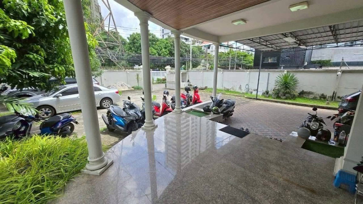 รูป #R5791  🎉 061068 ให้เช่า Home Office Soi Lat Phrao 10 - รูปที่ 3/23