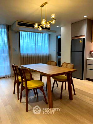 ขายคอนโด : คอนโด 2-ห้องนอน ที่ ศุภาลัย เพลส สุขุมวิท 39 ใกล้ BTS พร้อมพงษ์ (ID 2338669)
