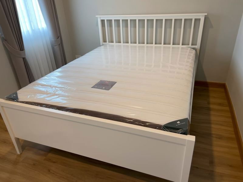 picture  Two storey house for rent with 3 bedrooms,3 toilets and 1 kitchen - 9/13