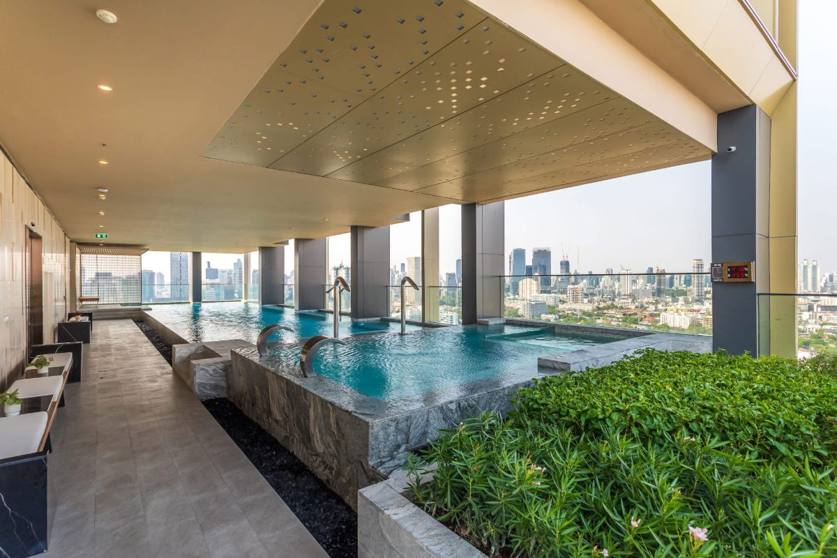 picture [RENT]  ST0116   The Issara Sathorn     (ID with @in front, LINE ID:  @waraestate) - 12/23