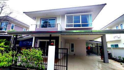 Houses for sale Muang Chiang Mai Chiang Mai : House for sale   3 Bedrooms  and   3 Bathrooms  .   