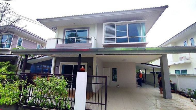 ขายบ้านเดี่ยวสองชั้น 3 ห้องนอน 3 ห้องน้ำ 1ห้องรับแขก