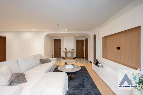 🔼🔽 AccomA 📩 Newly renovated 2 BR Condominium @Ruamjai Heights (AA44717)