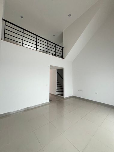 4-bed townhouse for rent, 220 sqm, 22.3 sq wah, Premium Place Phaholyothin - Ramintra