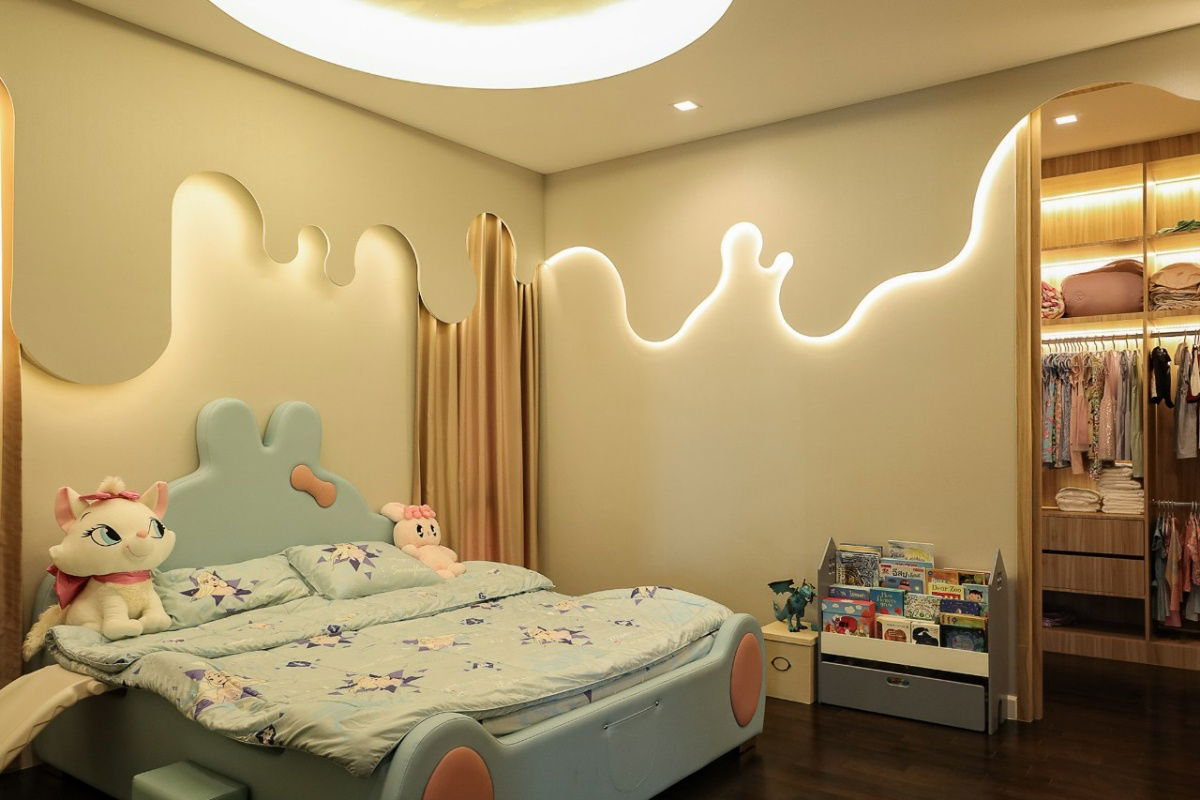 picture Grand Bangkok Boulevard, Krungthep Kreetha (112.5 sq wah). 4 bedrooms, 5 bathrooms, beautifully decorated, ready to move in. - 14/21