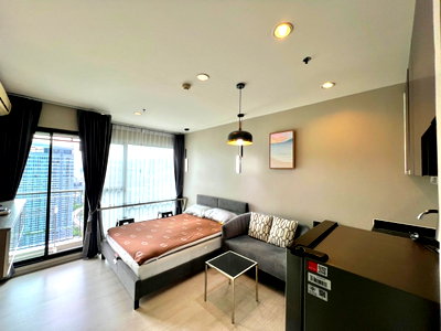 Condos for rent : @Condorental condo for rent Rhythm Asoke