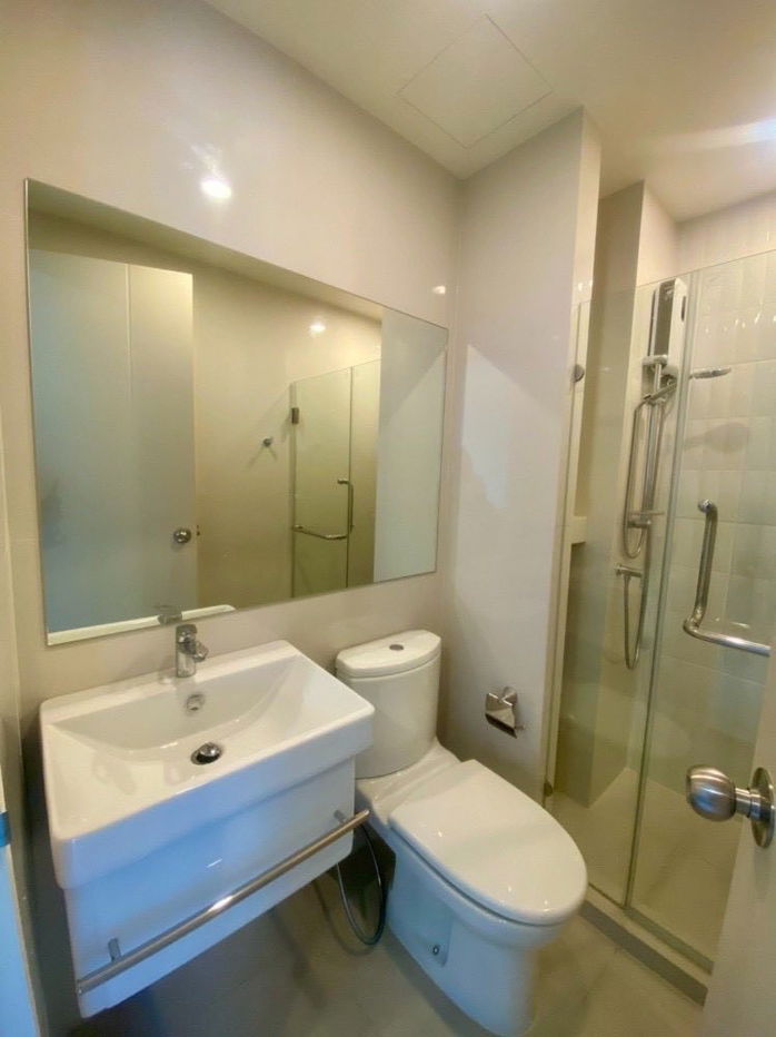 picture For rent ✨ Life Asoke ✨ 2 bedrooms, 2 bathrooms, fully furnished and equipped, near MRT - 10/11