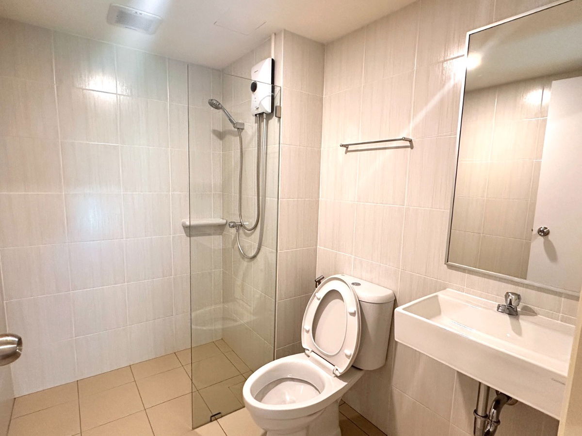 รูป 🔥ห้องใหม่ป้ายแดง 🔥กั้นห้องนอน มีคลิปห้องให้ดูก่อนนัดชม 🎾 ลุมพินี คอนโด ทาวน์ เอกชัย 48  - รูปที่ 8/15