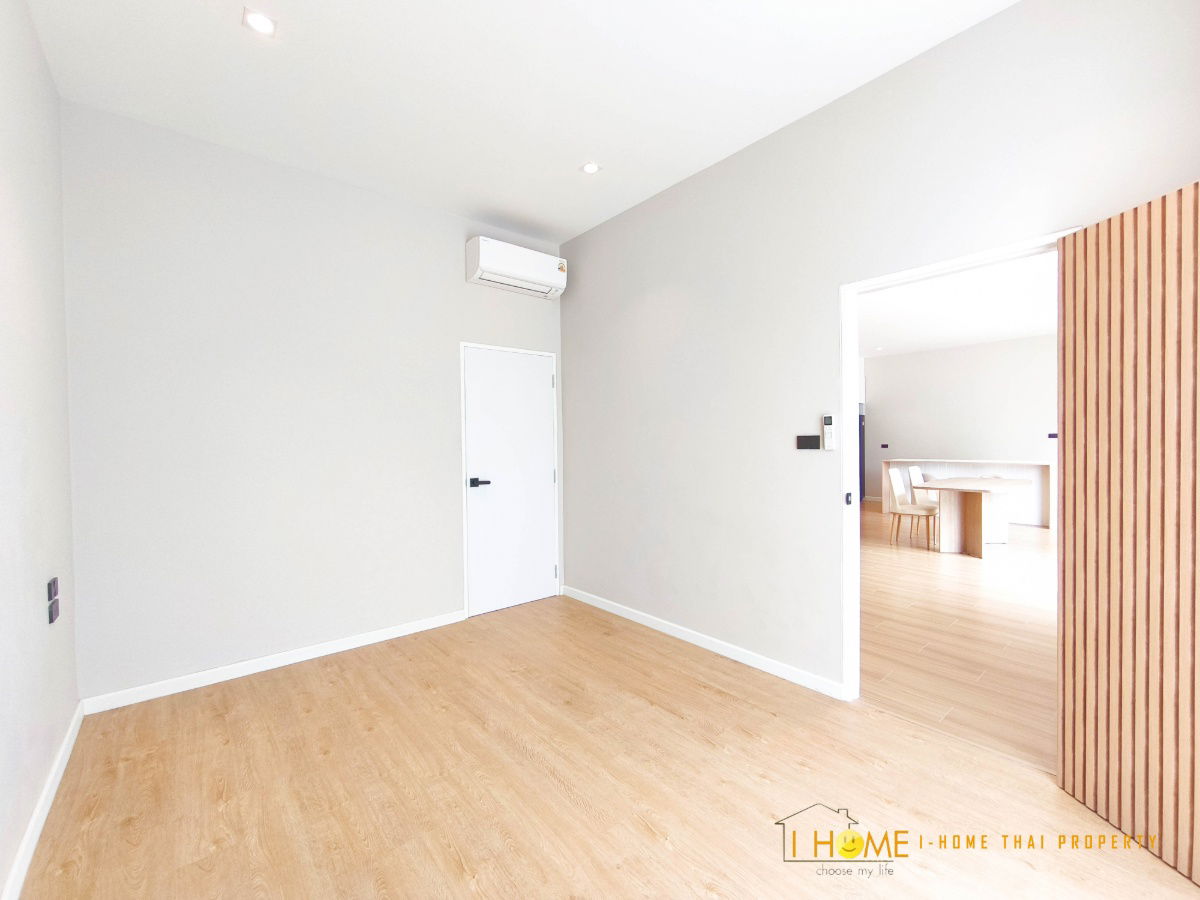 รูป ให้เช่าPool villa 2 ชั้น  5 ห้องนอน 5 ห้องน้ำ 1  ห้องครัว 2  ที่จอดรถ - รูปที่ 30/62