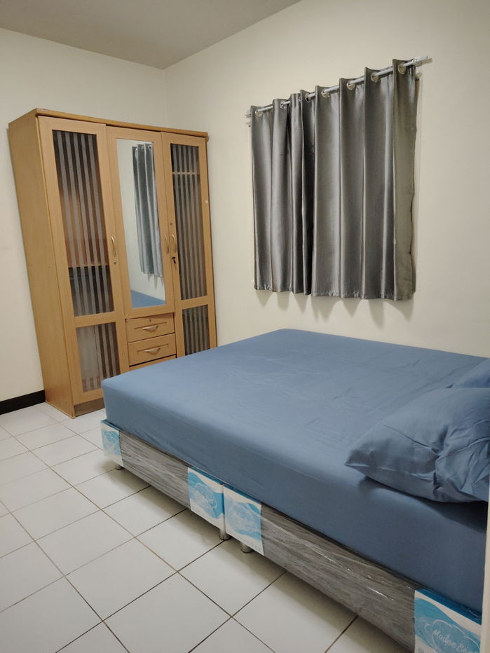 รูป ห้องว่างให้เช่าพร้อมเฟอร์นิเจอร์ - รูปที่ 4/4