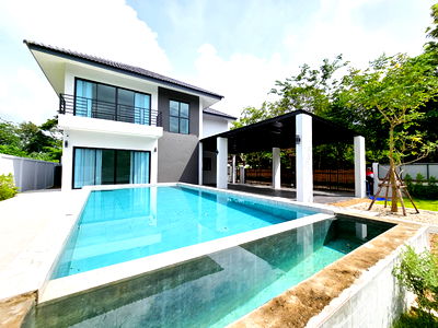 บ้านเดี่ยว เชียงใหม่ : ขาย Pool villa  2 ชั้น  3 ห้องนอน  4 ห้องน้ำ  1 ห้องครัว  4 ที่จอดรถ
