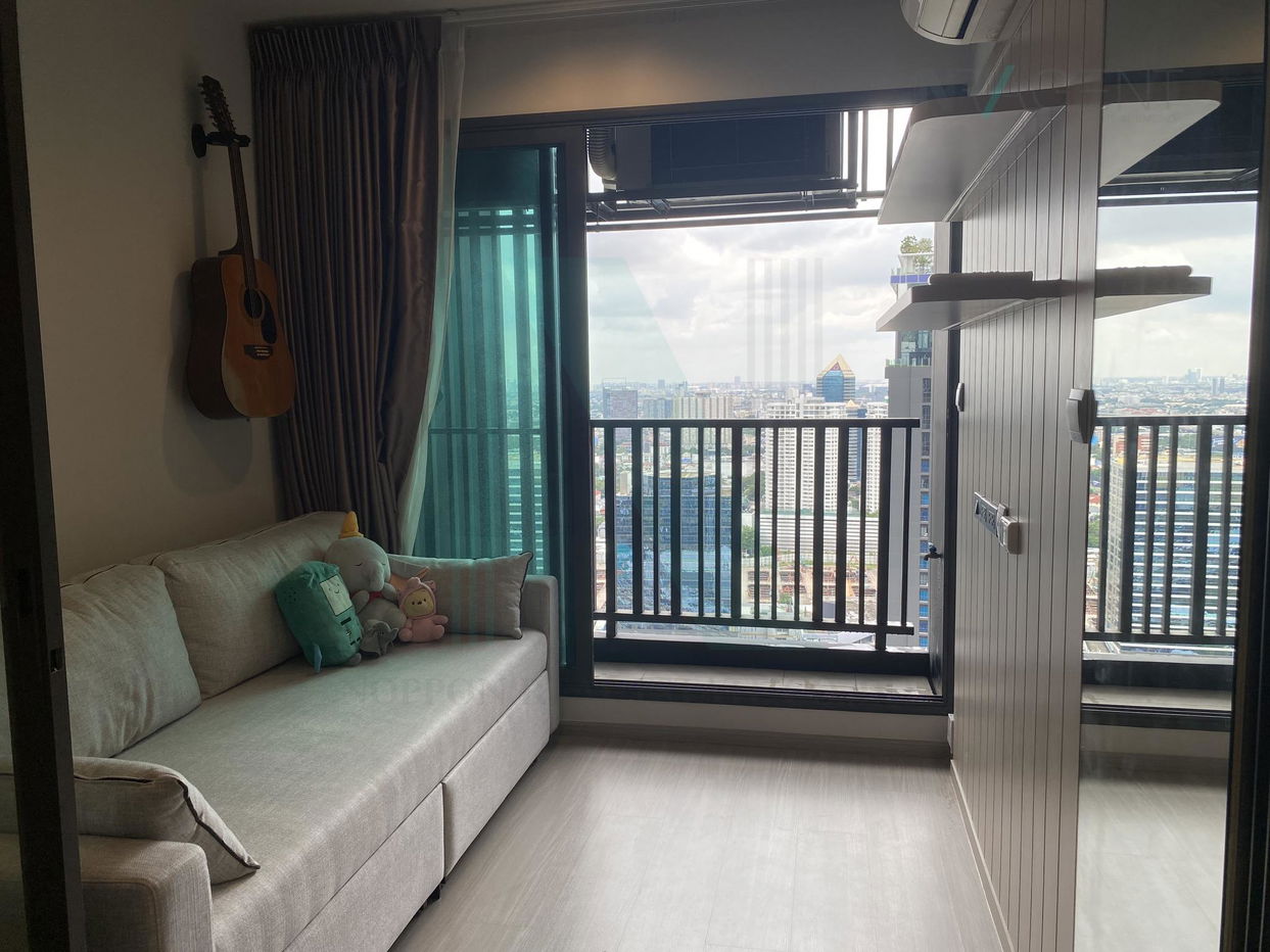 รูป ให้เช่าคอนโด ไลฟ์ ลาดพร้าว อาคาร B ชั้น 42 1 ห้องนอน ขนาด 35.00 ตรม ใกล้ Central ลาดพร้าว - รูปที่ 2/8