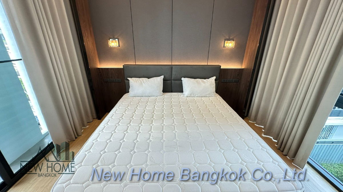 รูป บ้านเดี่ยวสไตล์โมเดิร์น 3 ชั้น พร้อมสระว่ายน้ำให้เช่า – เลี้ยงสัตว์ได้ - รูปที่ 36/37