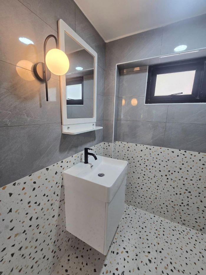 รูป บ้านหลังใหญ่ เนื้อที่เยอะมาก แต่งใหม่ทั้งหลัง ต่อเติมเต็ม จัดสวนสวย น่าอยู่มาก หมู่บ้าน ทัสคาน่า ถนนพระยาสุเรนทร์41 คลองสามวา  - รูปที่ 37/55