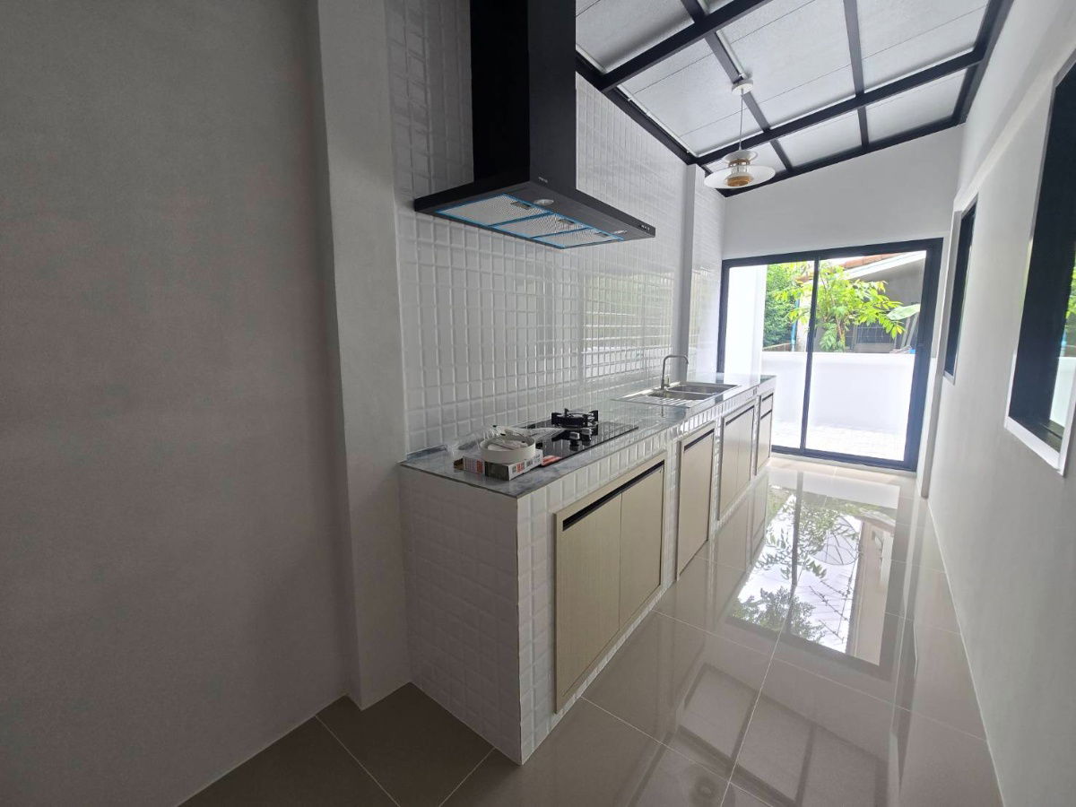 รูป บ้านแฝดเหมือนบ้านเดี่ยว กว้าง ราคาคุ้ม พร้อมเฟอร์นิเจอร์ หมู่บ้าน บุรีรมย์ เลียบคลองสอง23 ซอยอรพิม8 คลองสามวา - รูปที่ 17/44