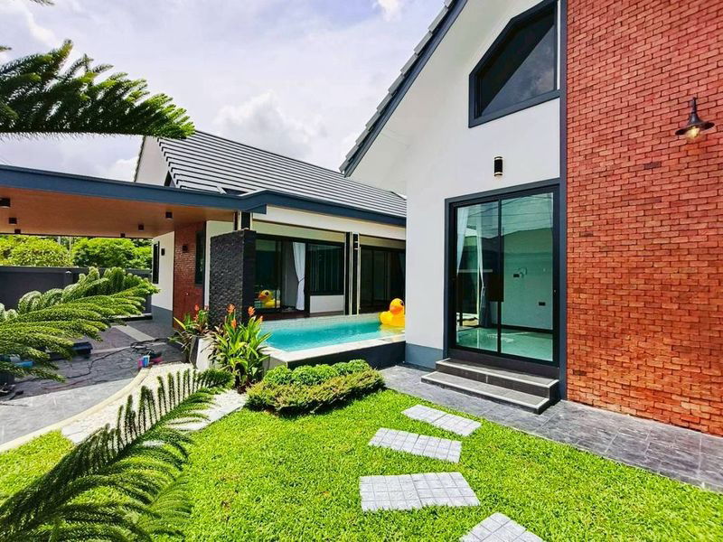 รูป พูลวิลล่าหรู สไตล์ Modern Luxury ใกล้อ่างเก็บน้ำมาบประชัน บางละมุง ชลบุรี  - รูปที่ 2/14