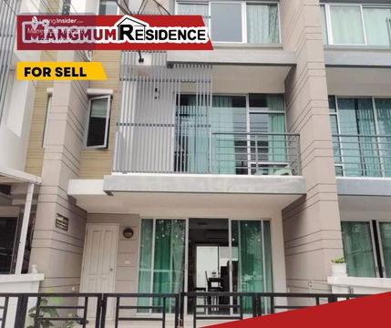 🚨Beautiful house for sale, the front of the house doesn't match anyone else's, House Town Plus Pracha Uthit project, 3 bedrooms, 3 bathrooms.