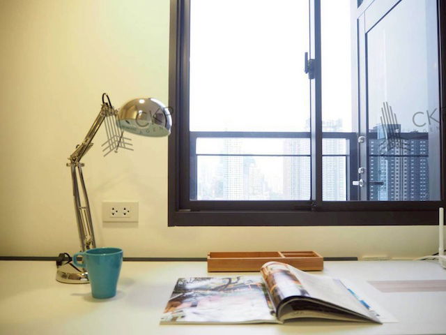 รูป คอนโด ชีวาทัย เรสซิเดนซ์ อโศก ตกแต่งสวย ห้องแบบสตูดิโอ ดูเพล็กซ์ เฟอร์นิเจอร์ครบ (พร้อมผู้เช่า) - รูปที่ 6/12