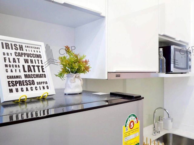 รูป คอนโด ชีวาทัย เรสซิเดนซ์ อโศก ตกแต่งสวย ห้องแบบสตูดิโอ ดูเพล็กซ์ เฟอร์นิเจอร์ครบ (พร้อมผู้เช่า) - รูปที่ 11/12