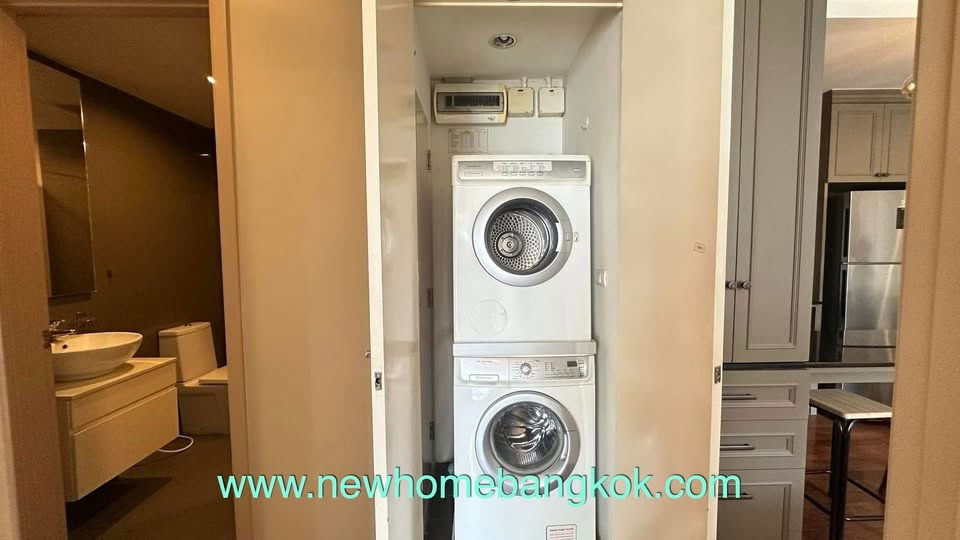 picture Siri On 8 Fully Renovated 2-Bedroom for Rent - 8/25