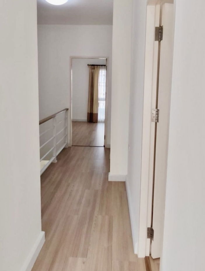 รูป ขายดาวน์ ทาวน์เฮาส์ 2 ชั้น หมู่บ้านซิตี้เซนส์ วัชรพล - 27 ตร.ว *หลังริม ใกล้เพลินนารีมอลล์* - รูปที่ 10/12