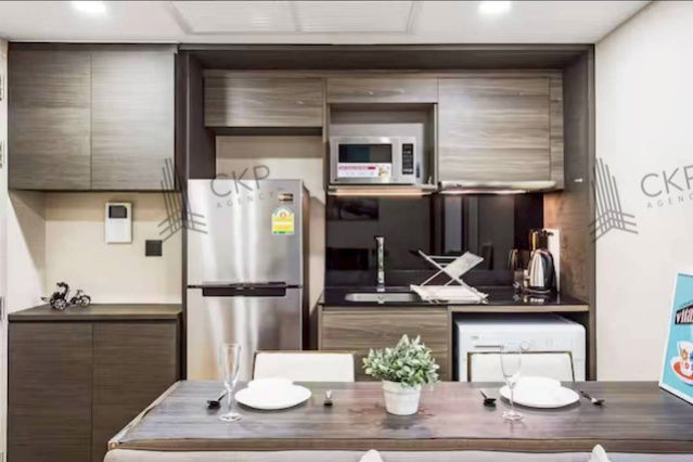 picture Condo Klass Langsuan, beautifully decorated in a minimalist style with bright tones, ready to move in, near BTS Chidlom, There are 2 rooms to choose. - 17/24