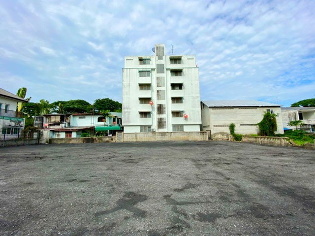 รูป โลตัส พัฒนาการ 20 1 กม. ทางด่วนศรีรัช เดอะไนน์ พระราม 9 400 ม. ARL หัวหมาก 1.9 กม.ให้เช่าที่ดิน 220ตร.วา. ถนนพระราม9 ที่ดินสวย - รูปที่ 1/8