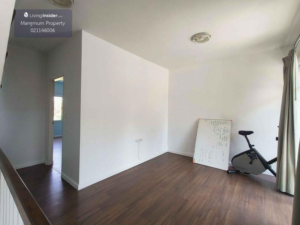 picture 🚨Beautiful house for sale, the front of the house doesn't match anyone else's, House Town Plus Pracha Uthit project, 3 bedrooms, 3 bathrooms. - 13/25