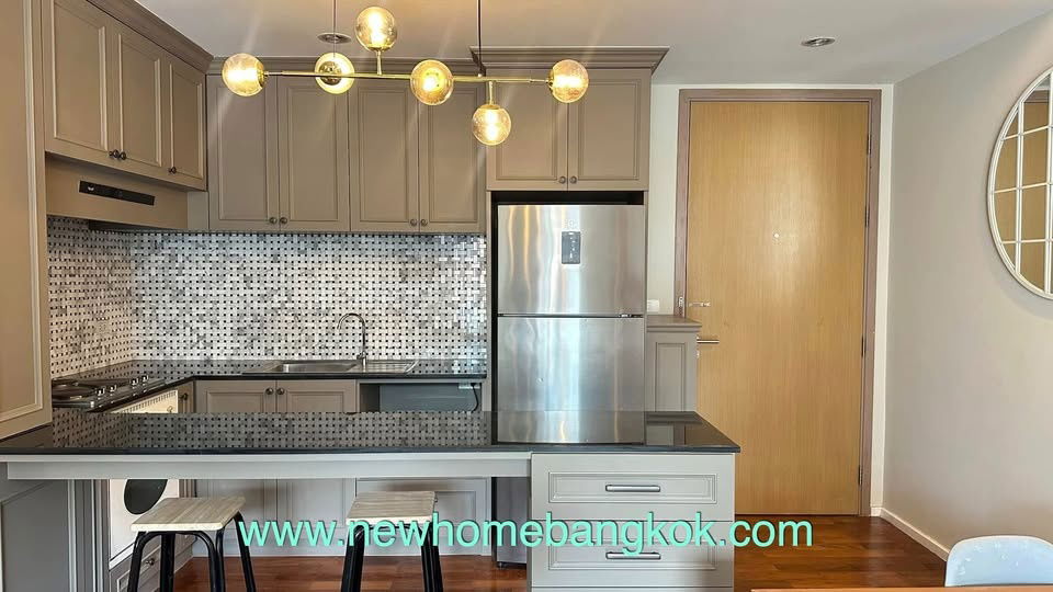 picture Siri On 8 Fully Renovated 2-Bedroom for Rent - 10/25