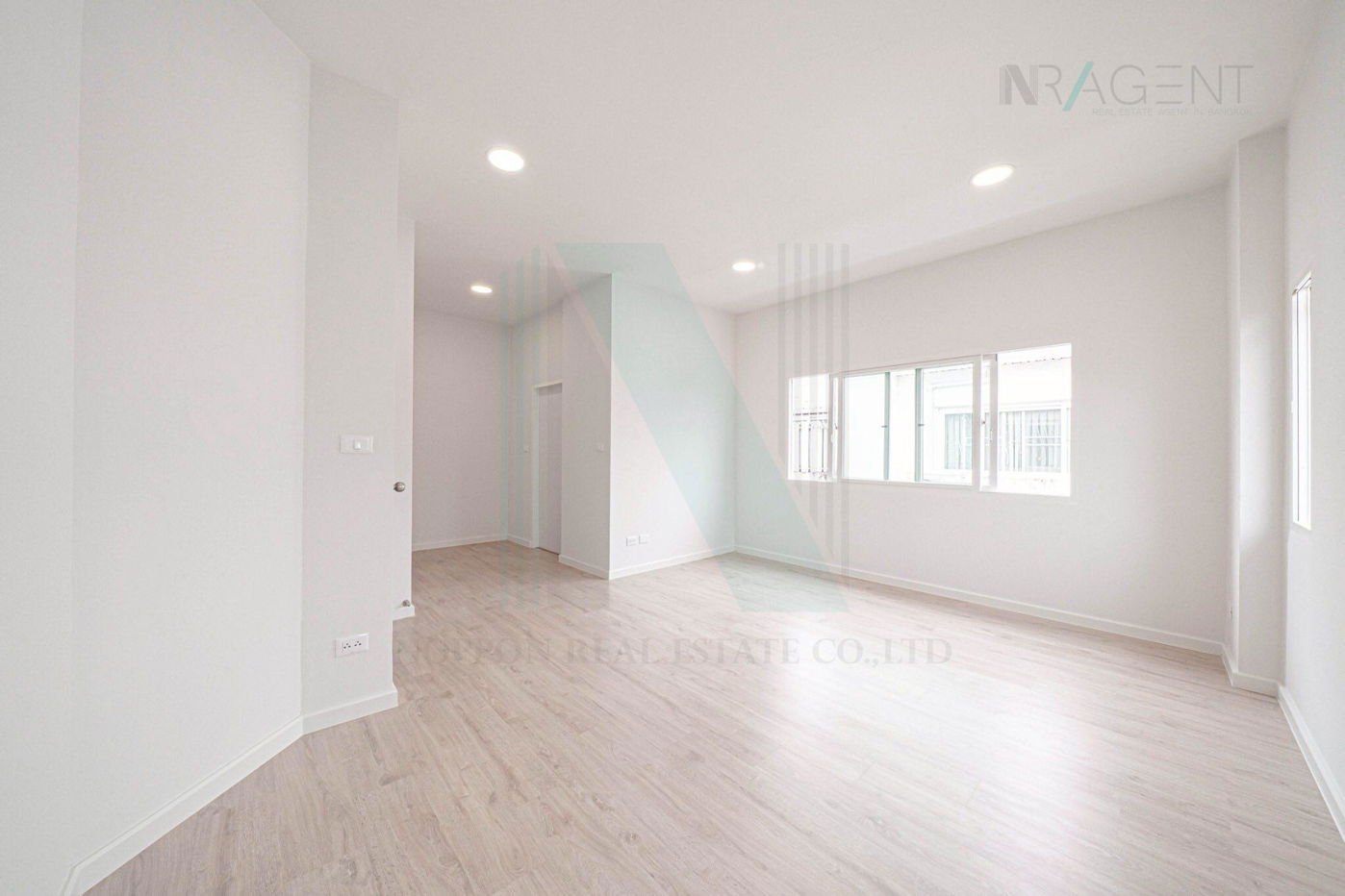 รูป ขายบ้านเดี่ยว โครงการ เพอร์เฟค เพลส สุขุมวิท 77 - สุวรรณภูมิ 2 ชั้น 3 ห้องนอน 3 ห้องน้ำ - รูปที่ 8/8