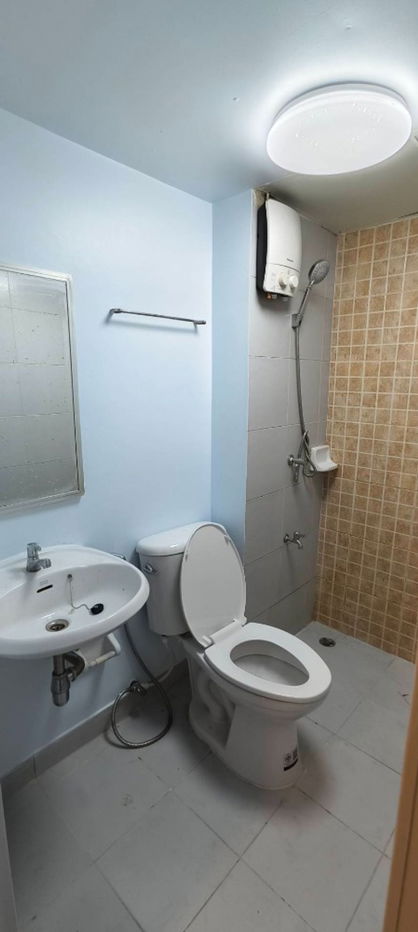 picture Condo for rent at Lumpini Township Rangsit, Building A5, front of the project. - 4/6