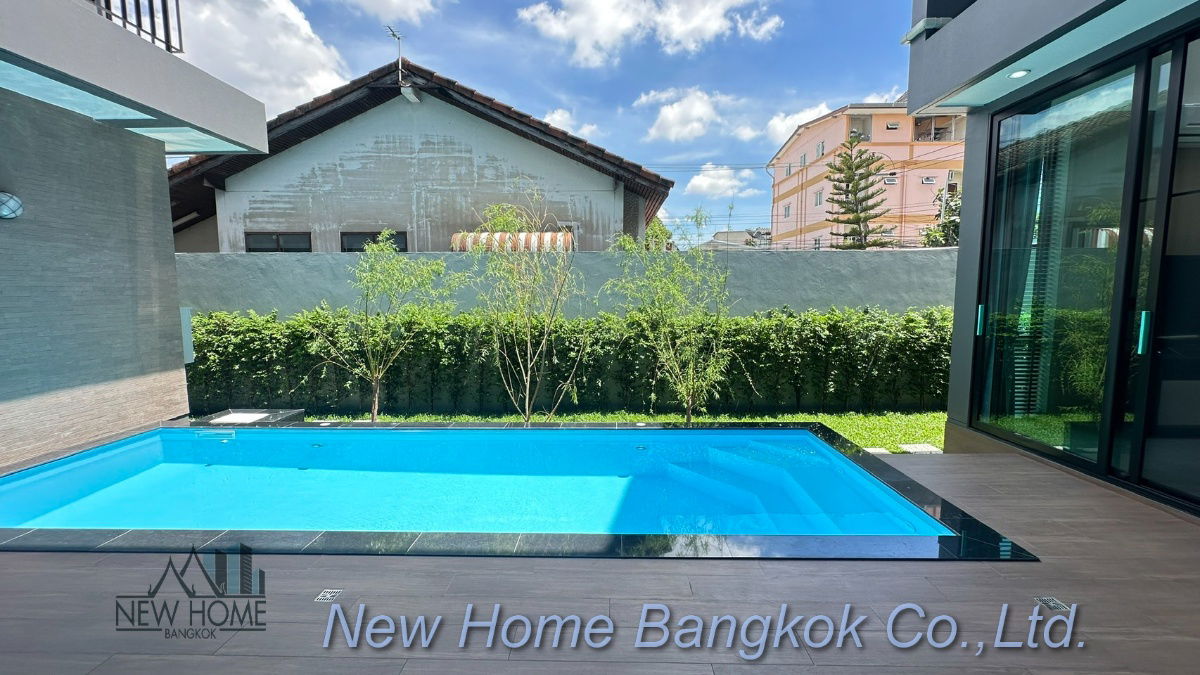 รูป *บ้านเดี่ยวหรูสร้างใหม่ พร้อมสระว่ายน้ำให้เช่า – เลี้ยงสัตว์เล็กได้ - รูปที่ 33/36