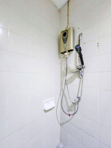 รูป ทำเลติดถนนใหญ่ ซอยนวมินทร์ 133-141 3น้ำ ตรงข้ามโลตัส ไทวัสดุ 4นอน ทาวน์เฮ้าส์ 3 ชั้น มี 7-Eleven สนามหญ้า 2แอร์ บึงกุ่ม 24ตร.วา 274 ตร.ม. - รูปที่ 3/8