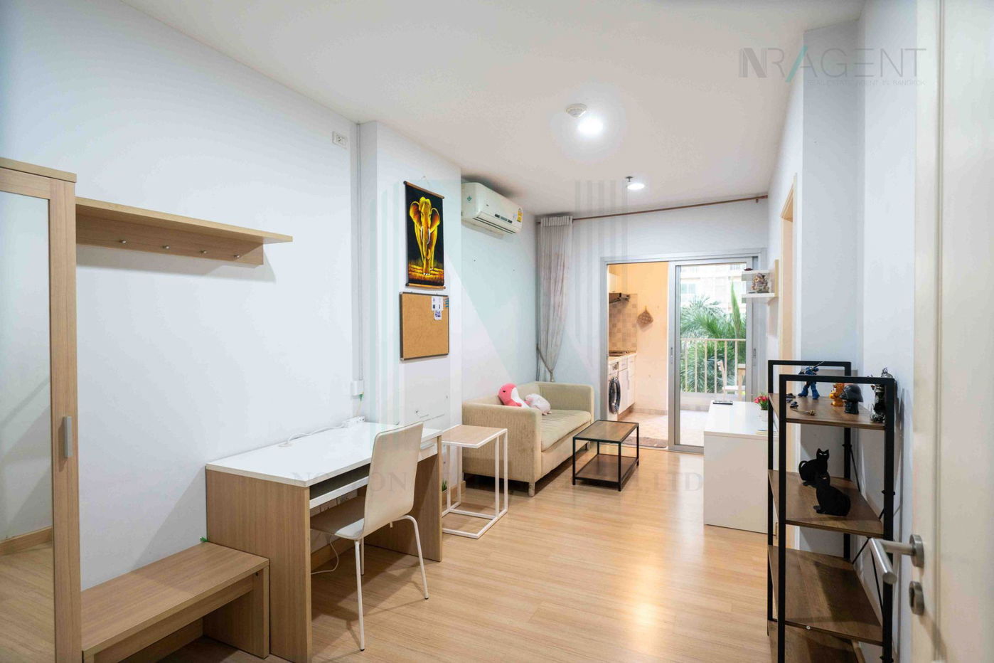 รูป ให้เช่าคอนโด  เซ็นทริค ซีน รัชวิภา อาคาร B ชั้น 6 1 ห้องนอน ขนาด 45 ตรม ใกล้ บิ๊กซี วงศ์สว่าง - รูปที่ 1/8