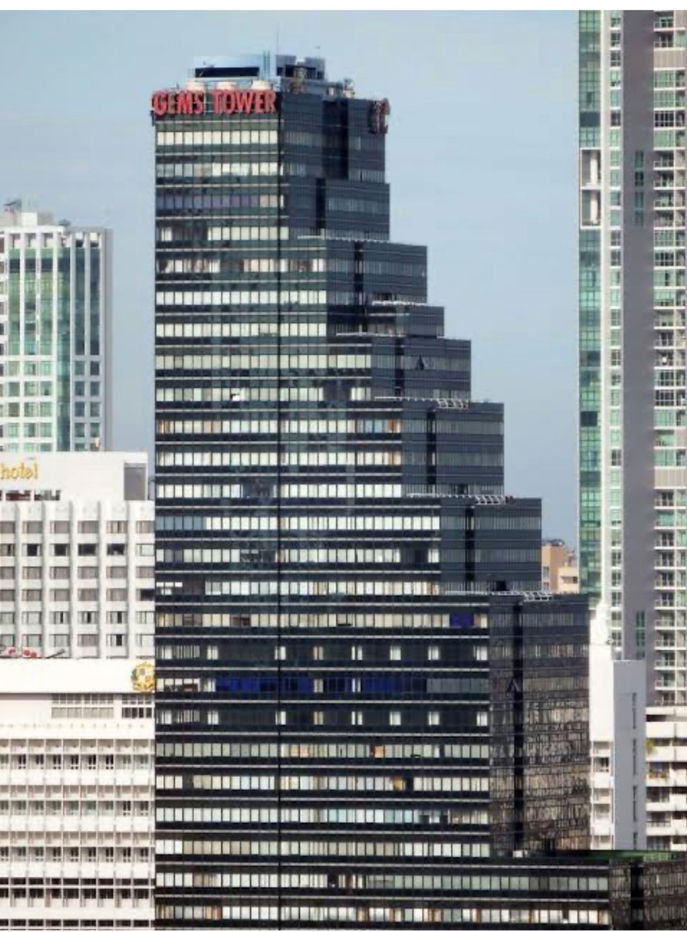 picture Shop for rent, best location at Gem Tower building - 4/7