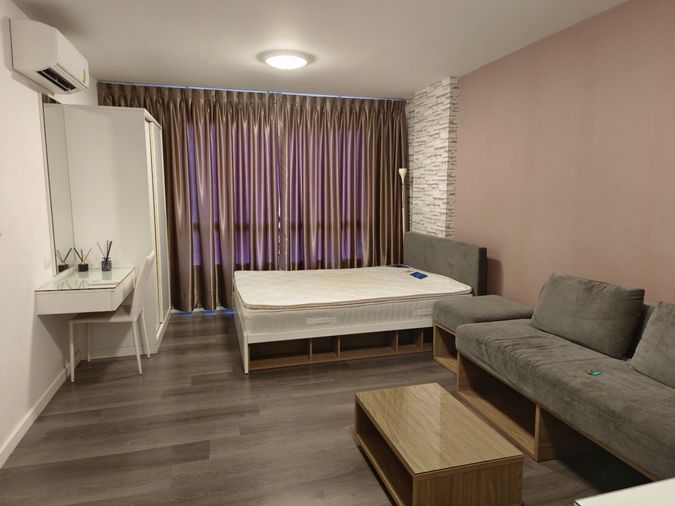 ให้เช่าคอนโด ดีคอนโด แคมปัส รีสอร์ท บางนา ตึก A  ชั้น 3 ขนาด 30 ตร.ม. ราคา 8,000 บาท ใกล้ ม.เอแบค บางนา