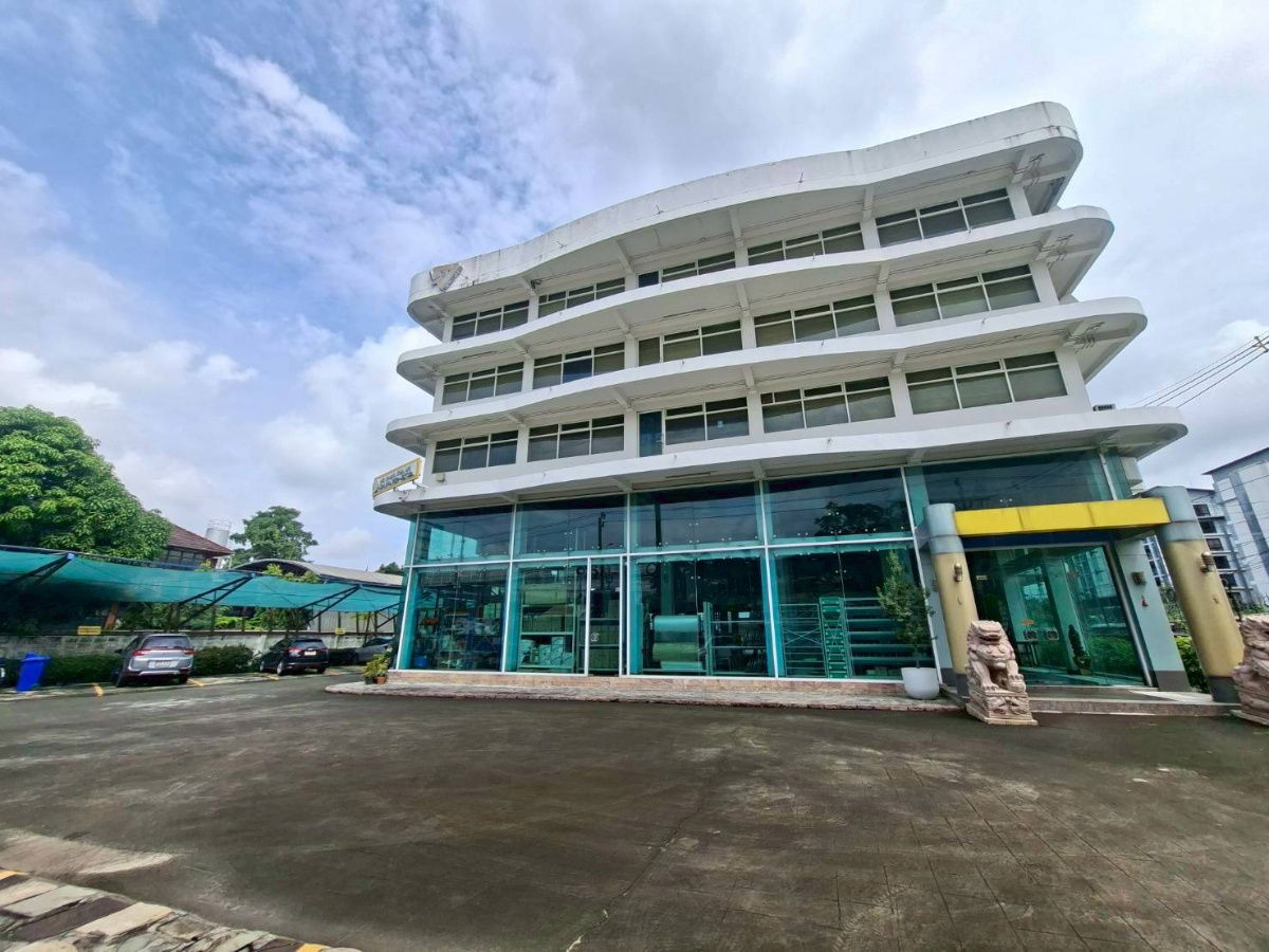 รูป ขายที่ดิน พร้อมสิ่งปลูกสร้าง 4 ชั้น + ชั้นลอย ติดถนนอ่อนนุช ใกล้ BTS ศรีนุช  - รูปที่ 2/27