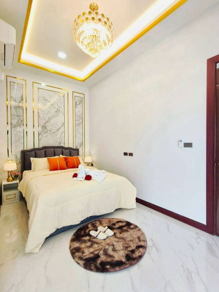 รูป พูลวิลล่าหรู สไตล์ Modern Luxury ใกล้อ่างเก็บน้ำมาบประชัน บางละมุง ชลบุรี  - รูปที่ 13/14