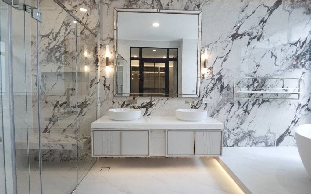 picture NANTAWAN Bangna km 15, 220 sq wah. (6 beds, 8 baths, 12 parking spaces) fuilly firnished, corner unit, near the clubhouse. - 28/35
