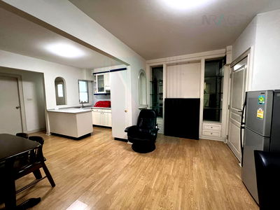 Condos for sale Nonthaburi : For Sell Condo BAAN SUANTHON RATTANATHIBET Building 1, Floor 1,3 bed room, Room size 108 sqm