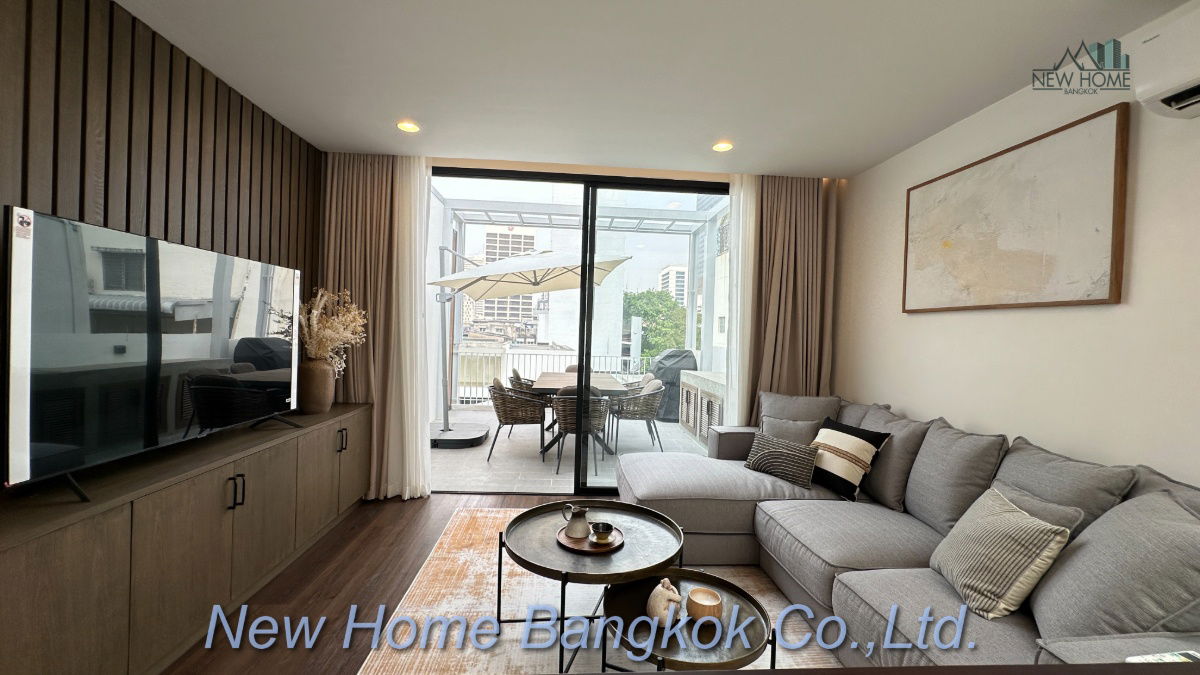 รูป ทาวน์เฮาส์สุดหรูพร้อมดาดฟ้าส่วนตัว – ที่สุดของย่านสาธร-สีลม - รูปที่ 1/43