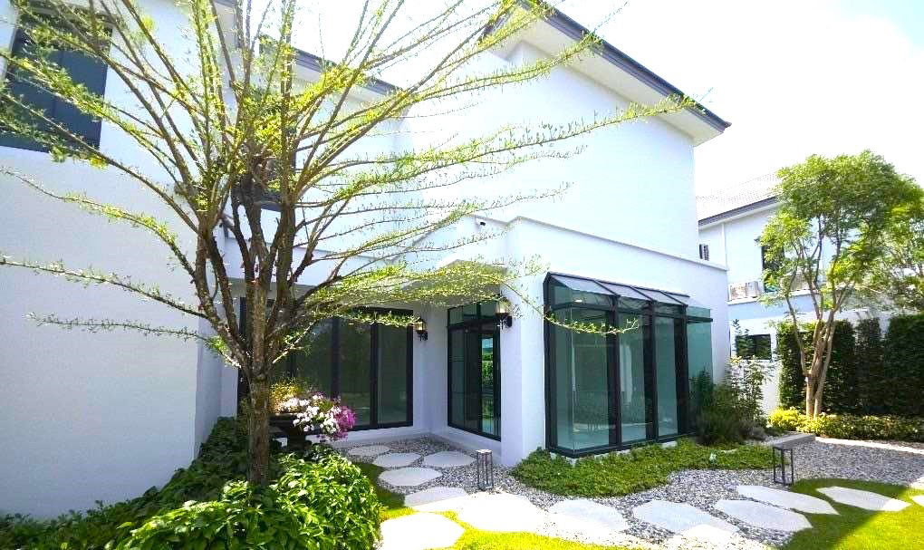 picture NANTAWAN Bangna km 15, 220 sq wah. (6 beds, 8 baths, 12 parking spaces) fuilly firnished, corner unit, near the clubhouse. - 33/35