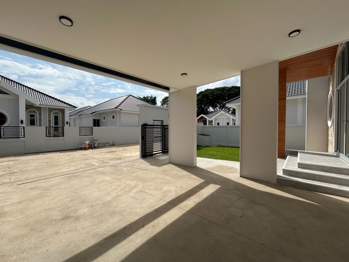 รูป ขายบ้านเดี่ยวชั้นเดียว  3 ห้องนอน  2 ห้องน้ำ  1 ห้องครัว 2 ที่จอดรถ - รูปที่ 3/18