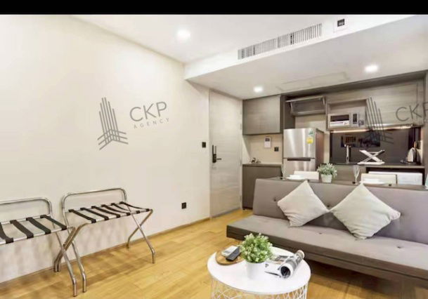 picture Condo Klass Langsuan, beautifully decorated in a minimalist style with bright tones, ready to move in, near BTS Chidlom, There are 2 rooms to choose. - 14/24