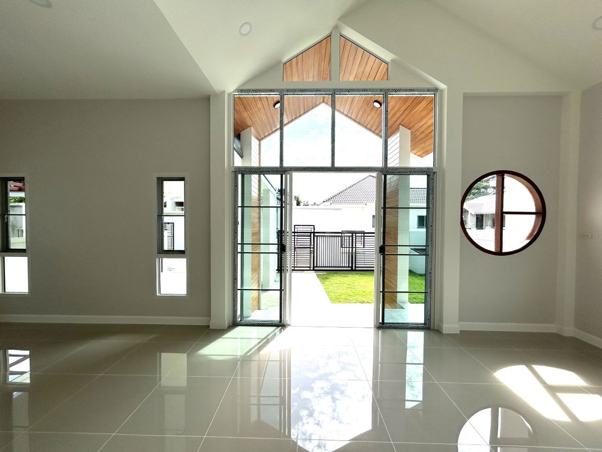 รูป ขายบ้านเดี่ยวชั้นเดียว  3 ห้องนอน  2 ห้องน้ำ  1 ห้องครัว 2 ที่จอดรถ - รูปที่ 6/18