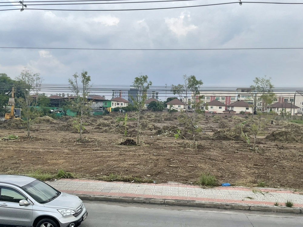 รูป Call : 061-549-2994 ที่ดินเปล่าให้เช่า 6 ไร่เศษ ติดถนน 346 (รังสิต-ปทุมธานี) หน้ากว้างติดถนน 70 เมตร ใกล้แยกสันติสุข เมืองปทุมธานี - รูปที่ 3/6